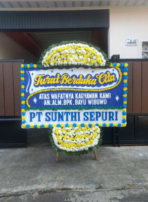 Papan Bunga Duka di Sidoagung