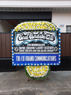 Papan Bunga Duka di Sidoagung